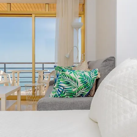 Cubo's Estudio Santa Clara 1345