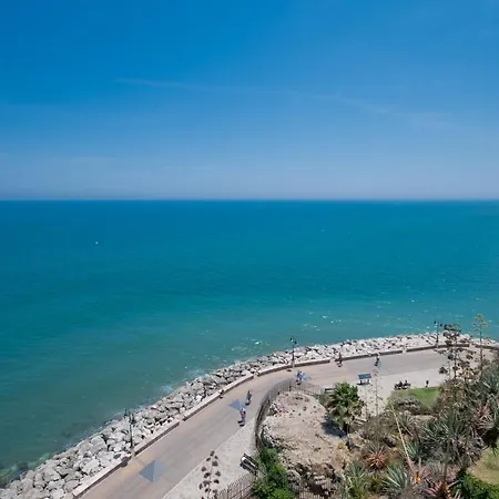 Cubo's Estudio Santa Clara 45 * Torremolinos