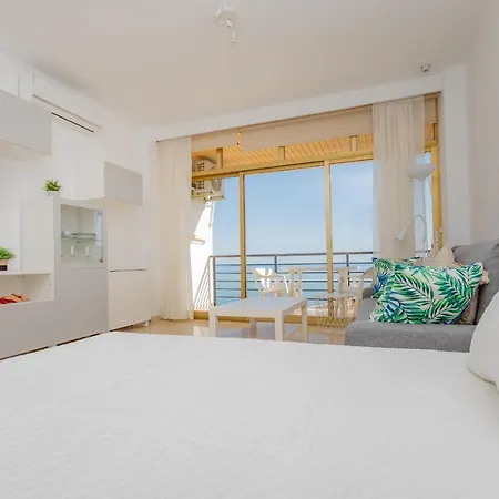 Cubo's Estudio Santa Clara 134 * Torremolinos